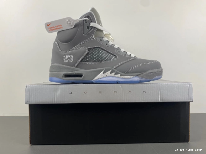 5 Air Wolf Grey Jordan 136027-005 Retro 0810